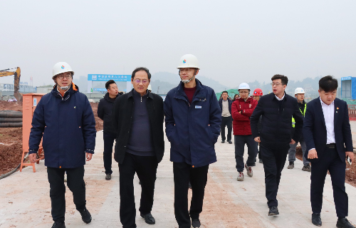 靠前服務(wù)強保障?政企協(xié)同促發(fā)展|南溪區(qū)副區(qū)長向冰率隊赴遠(yuǎn)東股份宜賓智能產(chǎn)業(yè)園開展專項調(diào)研